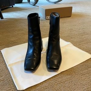 Vince Boots Shoes Kaye Block Heel Booties Square Toe Black Leather Size 9.5